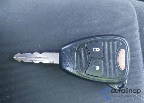 2011 Jeep Compass z USA, uszkodzony, nr VIN 1J4NT1FB8BD170477